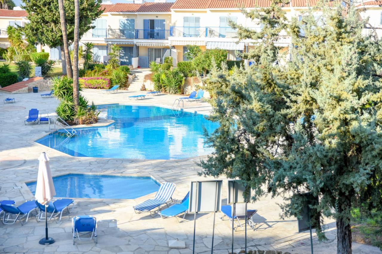 Holiday Apartment Walking Distance To The Sea Пафос Экстерьер фото